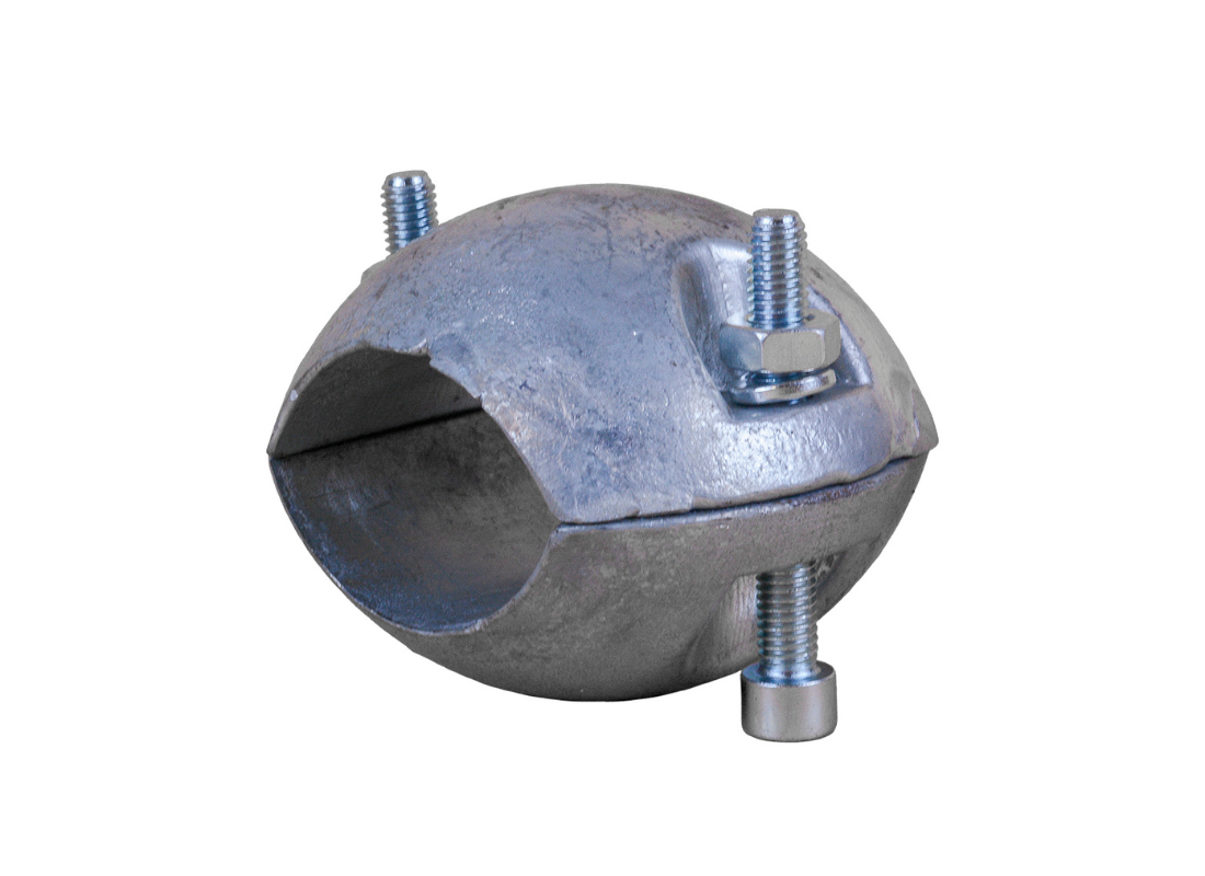Outback Solar Pumps 32-50mm pipe-mounted sacrificial anode for corrosion protection, shown from the side.