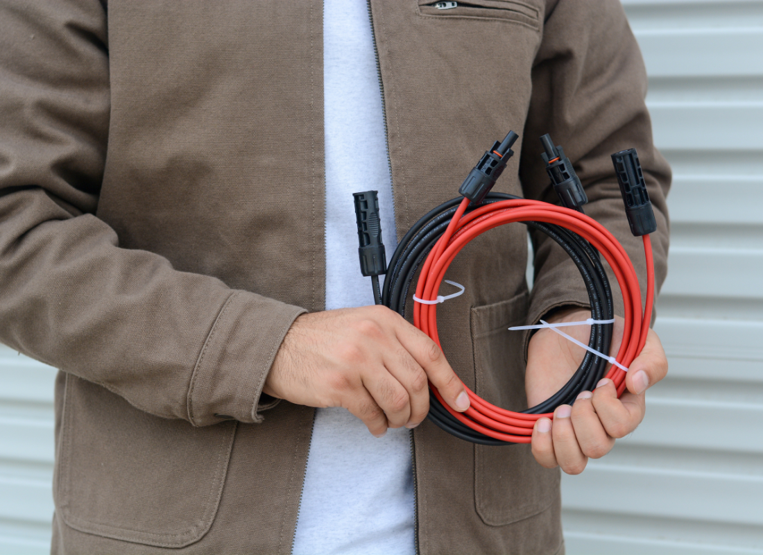 Outback Solar Pumps MC4 4mm² Solar Panel Connector Cable Set with 3m cable for solar panel connections.